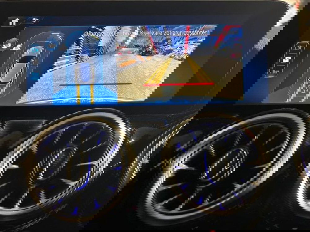 Mercedes-Benz GLA SUV nuova a Bologna (12)