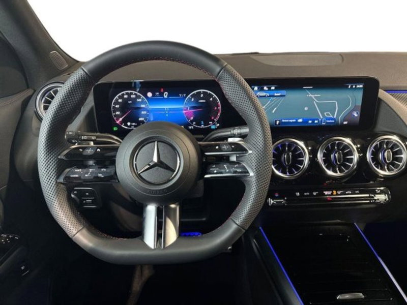 Mercedes-Benz GLA SUV nuova a Bologna (14)