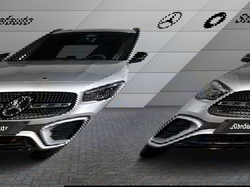 Mercedes-Benz GLA SUV nuova a Bologna (4)