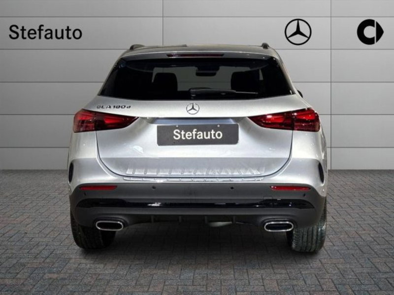 Mercedes-Benz GLA SUV nuova a Bologna (6)