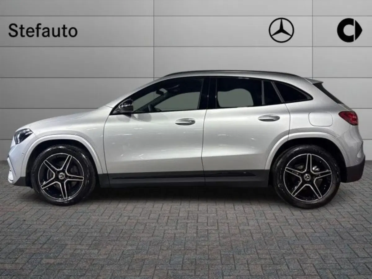 Mercedes-Benz GLA SUV nuova a Bologna (3)