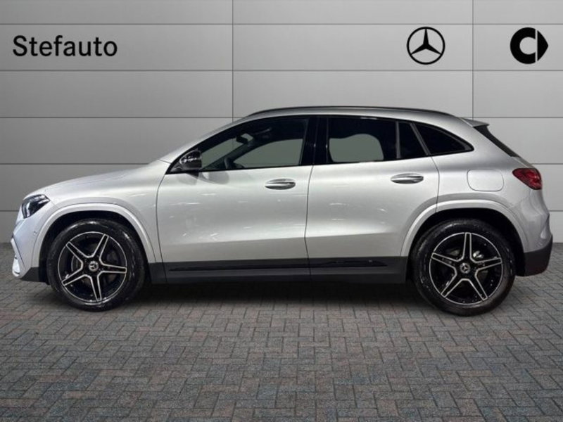 Mercedes-Benz GLA SUV nuova a Bologna (3)