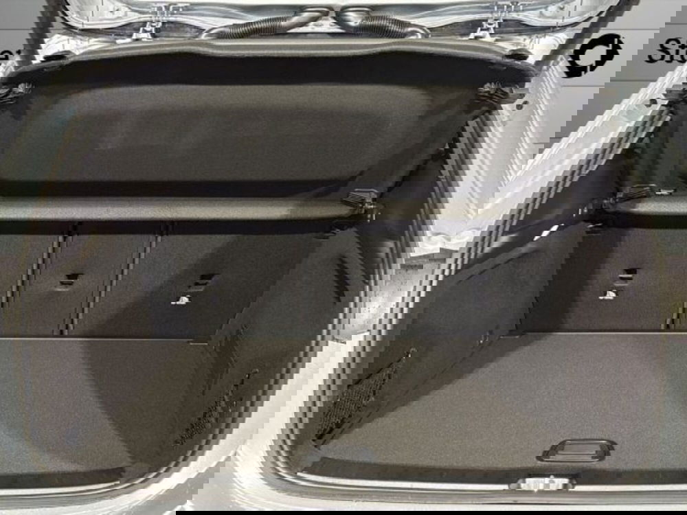 Mercedes-Benz GLA SUV nuova a Bologna (7)