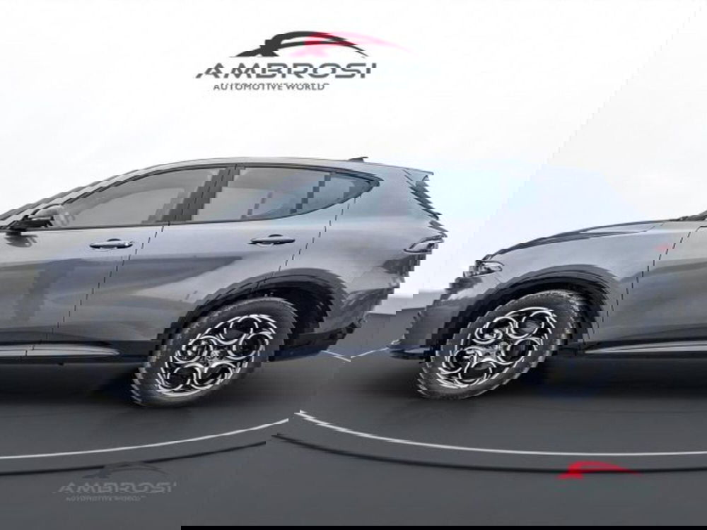 Alfa Romeo Tonale nuova a Perugia (6)