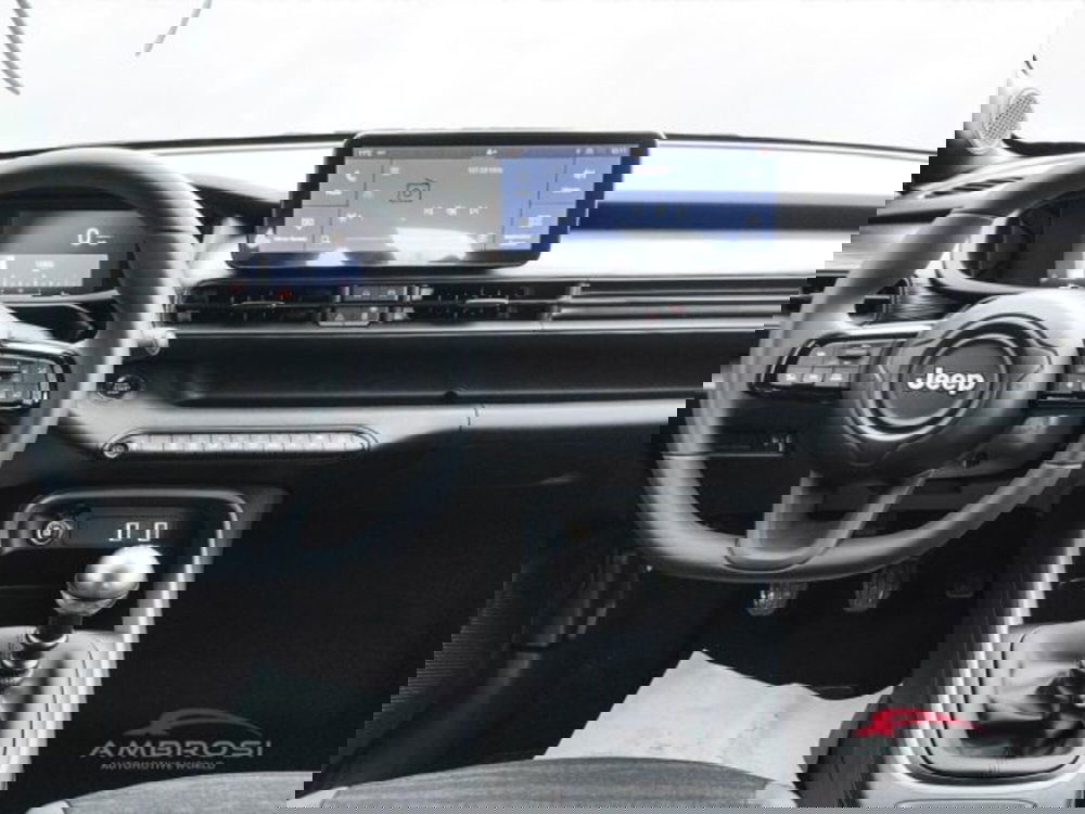 Jeep Avenger nuova a Perugia (15)