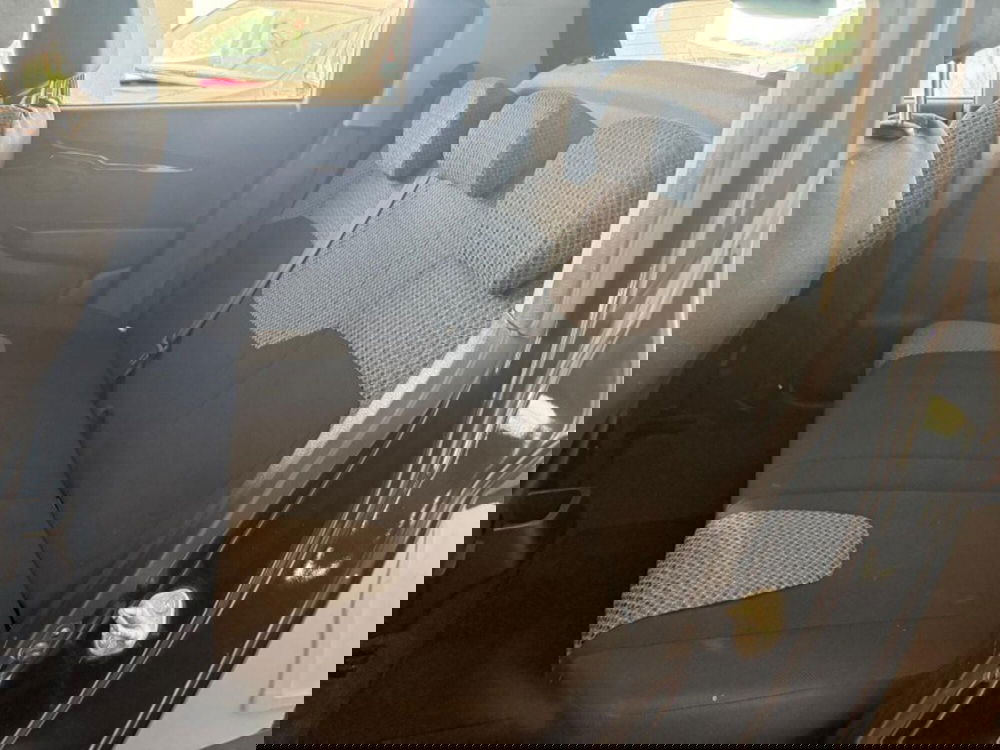 Mahindra KUV100 usata a Firenze (3)