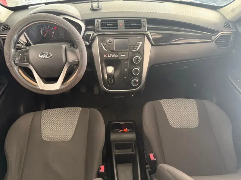 Mahindra KUV100 usata a Firenze (4)