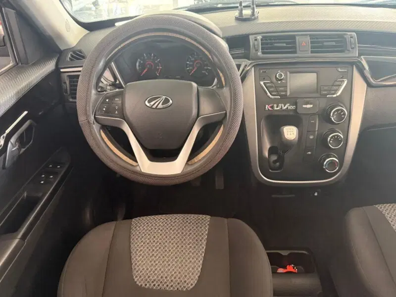 Mahindra KUV100 usata a Firenze (5)
