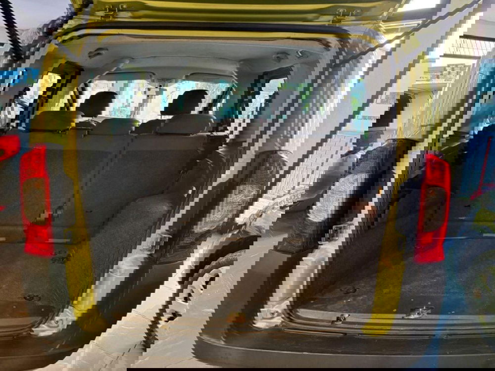 Peugeot Bipper usata a Firenze (9)