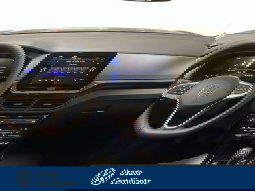 Volkswagen T-Cross nuova a Vicenza (8)