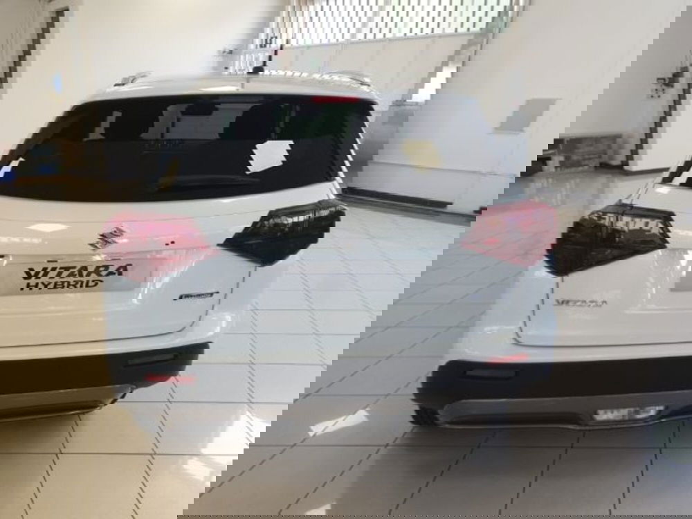 Suzuki Vitara nuova a Reggio Emilia (4)
