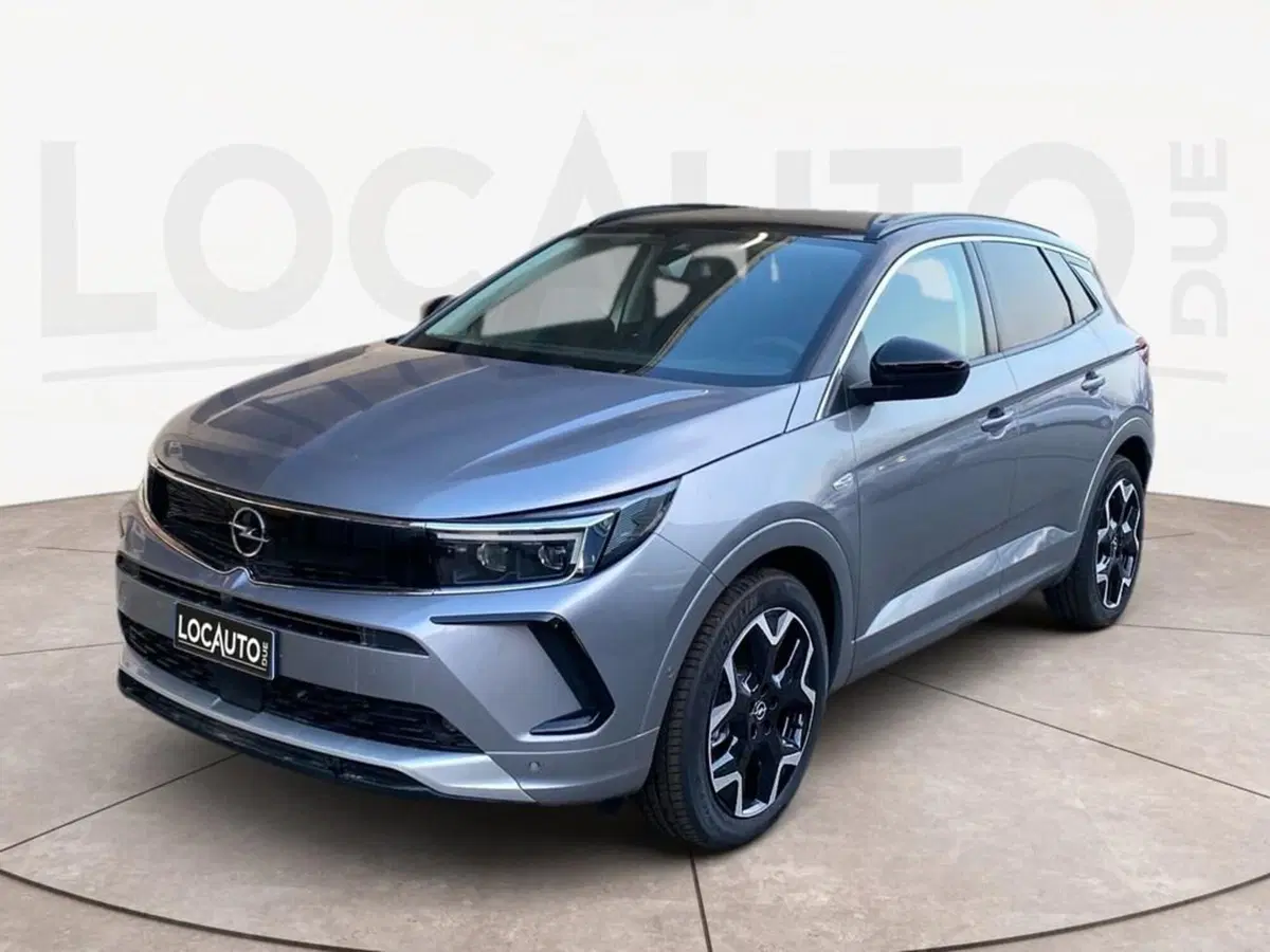 Opel Grandland nuova a Torino