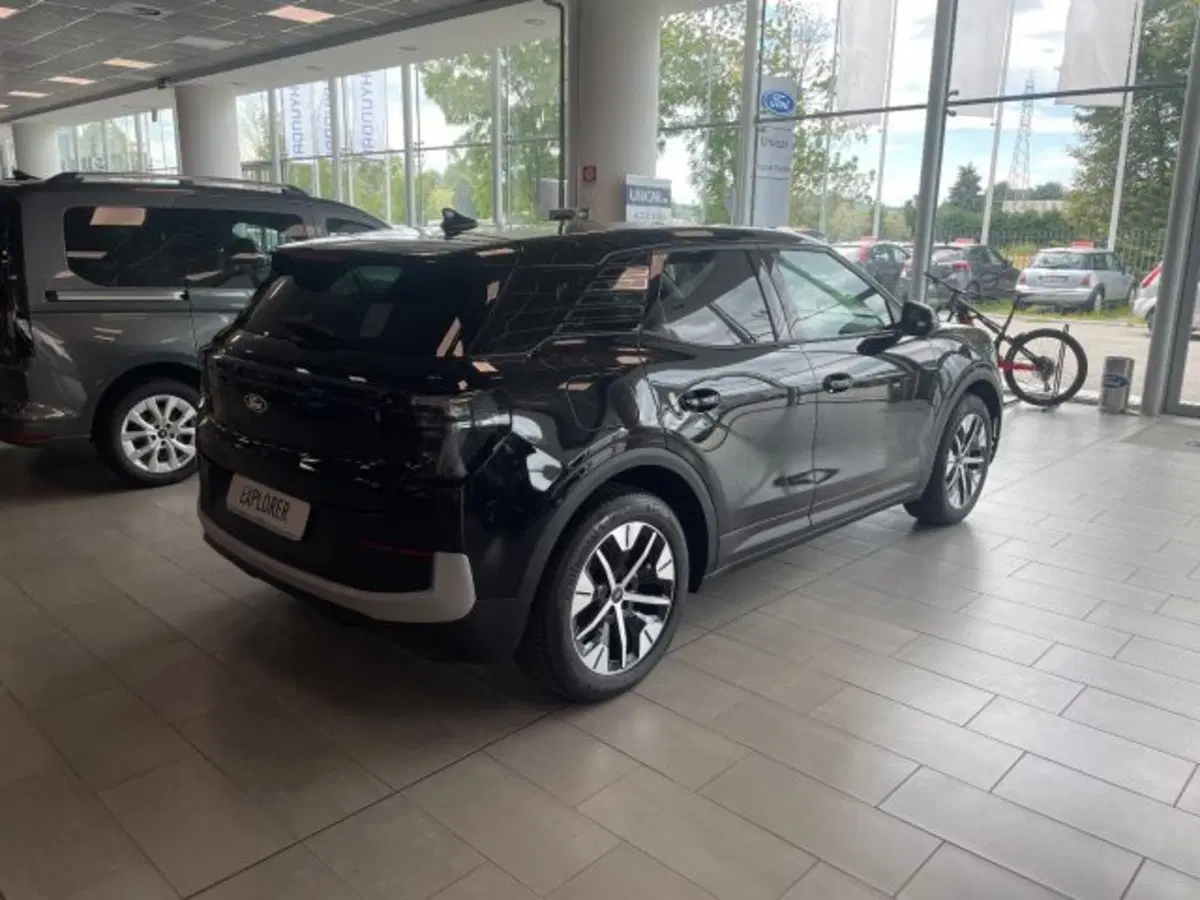 Ford Explorer nuova a Cuneo (5)