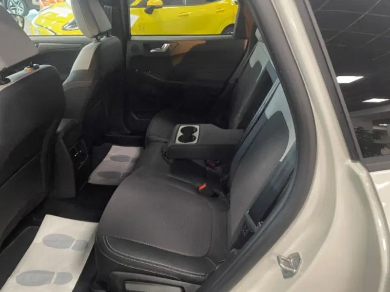 Ford Kuga nuova a Cuneo (10)