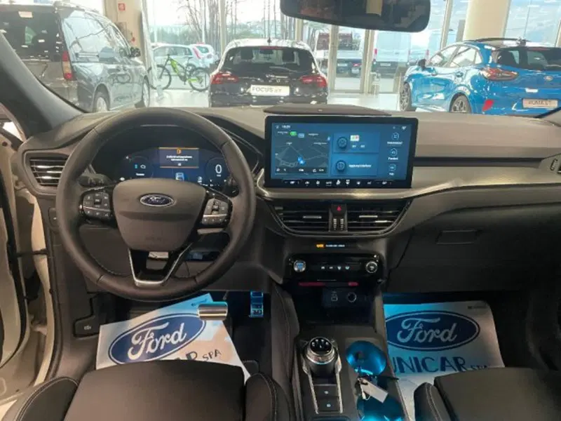 Ford Kuga nuova a Cuneo (7)