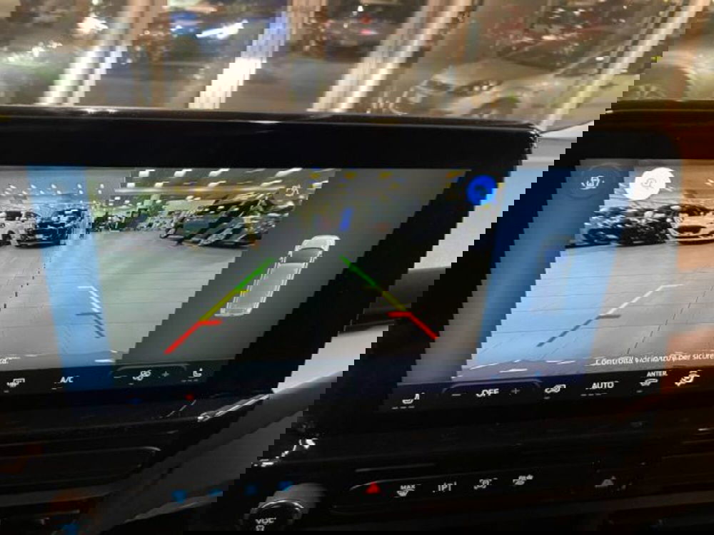 Ford Tourneo Custom nuova a Cuneo (13)