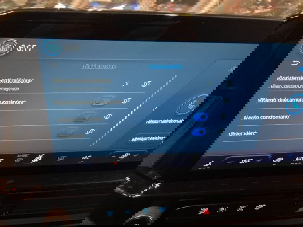 Ford Tourneo Custom nuova a Cuneo (16)