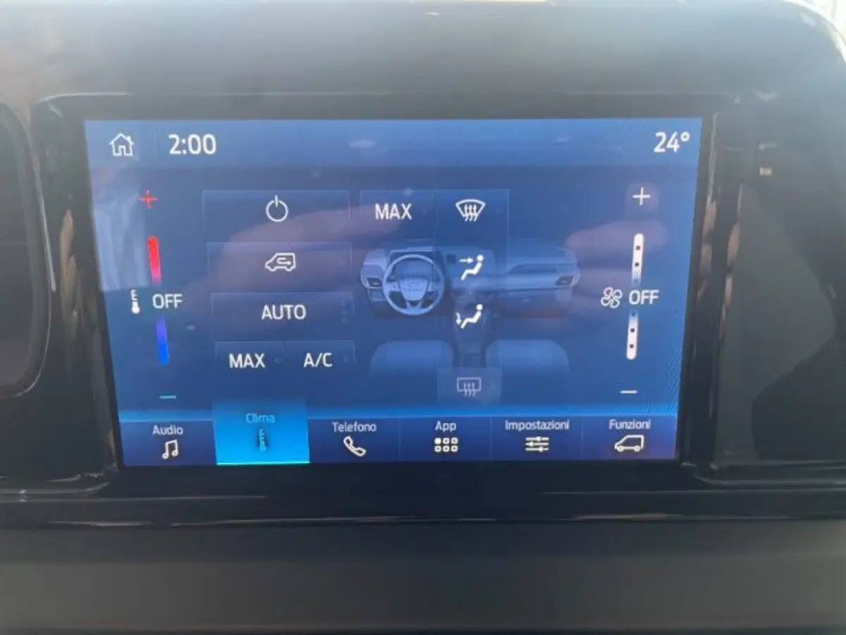 Ford Tourneo Courier nuova a Cuneo (14)