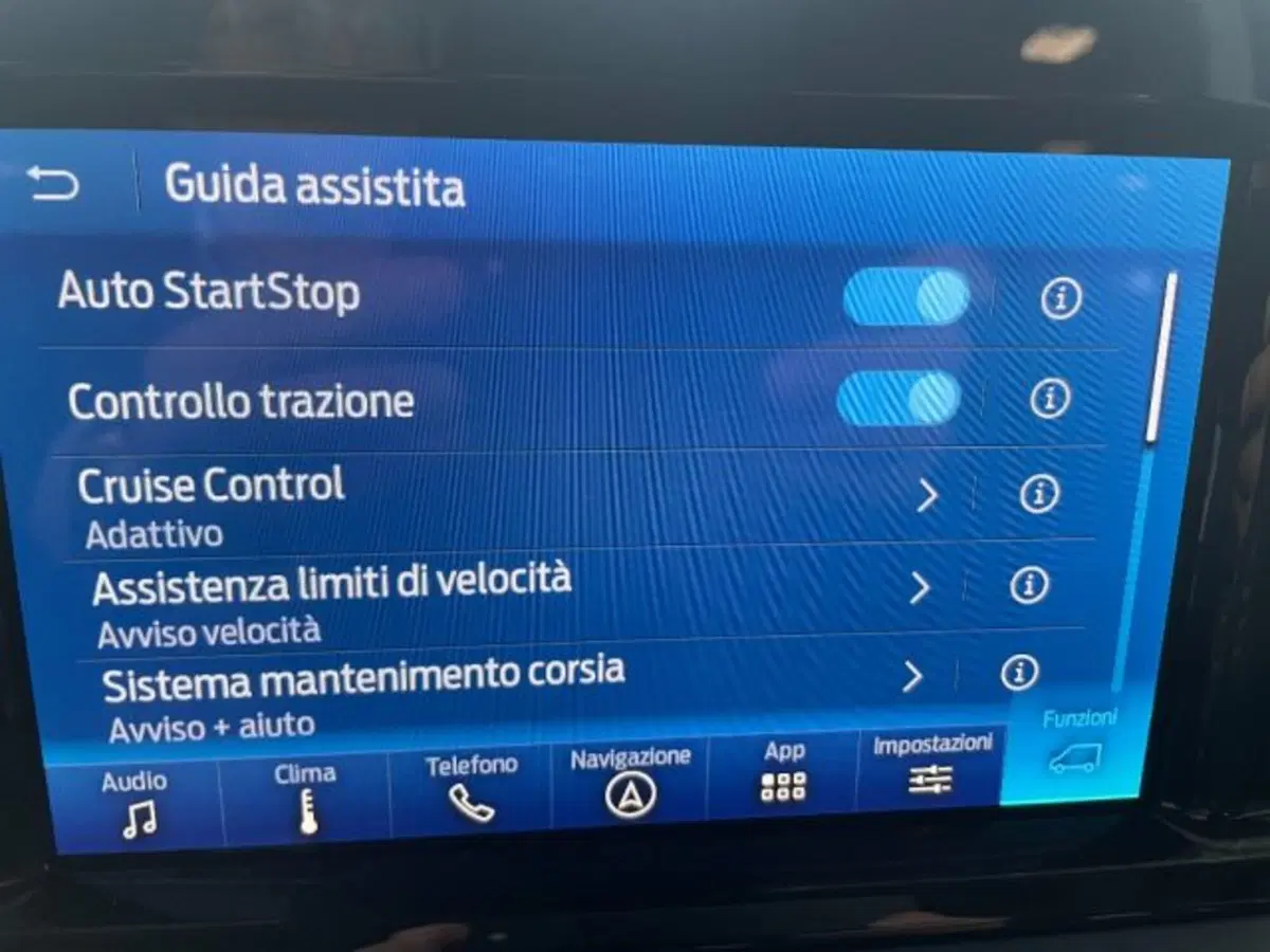 Ford Tourneo Courier nuova a Cuneo (13)