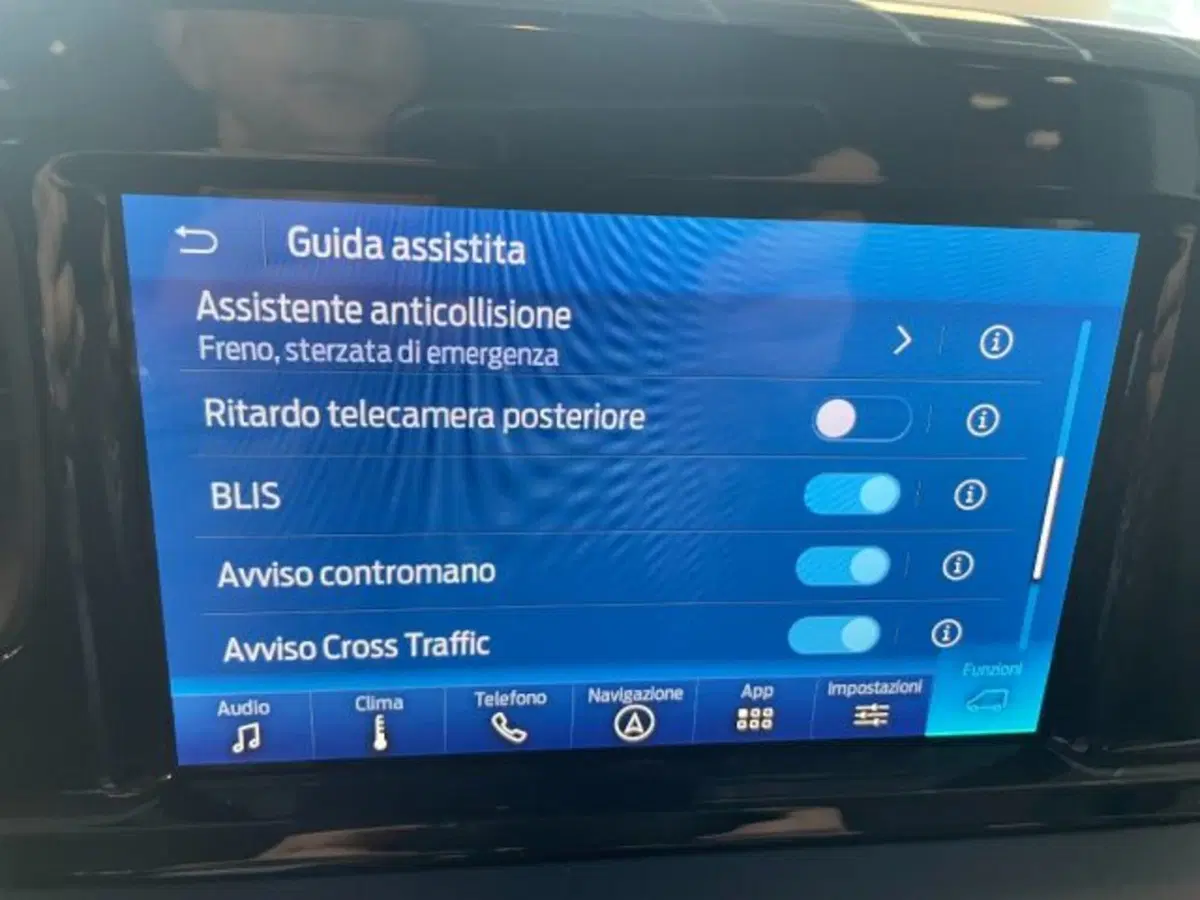 Ford Tourneo Courier nuova a Cuneo (14)
