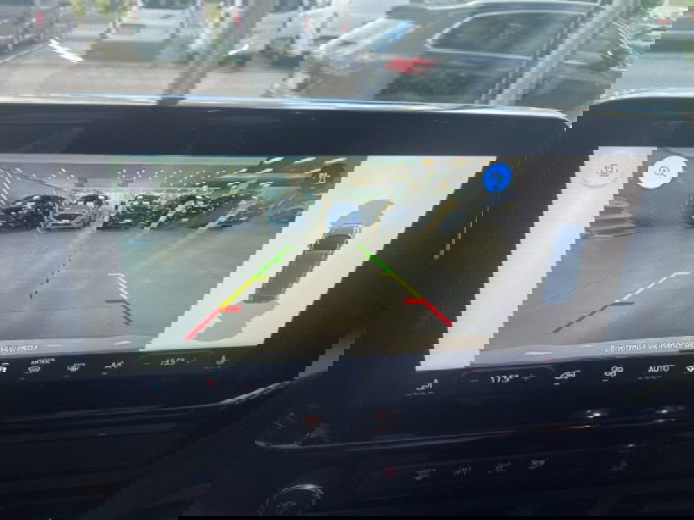 Ford Tourneo Custom nuova a Cuneo (16)