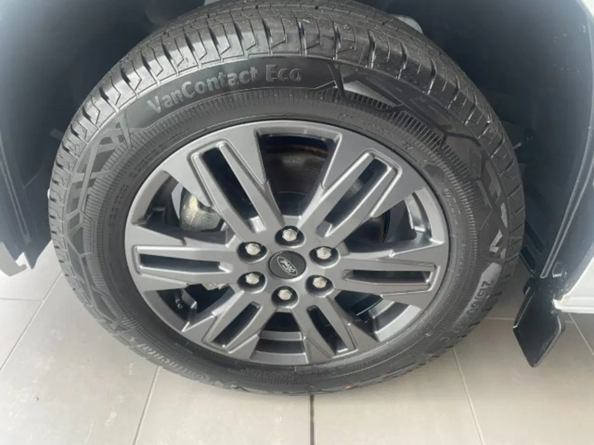 Ford Tourneo Custom nuova a Cuneo (18)