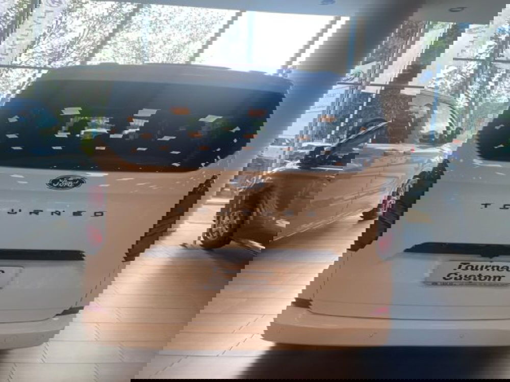 Ford Tourneo Custom nuova a Cuneo (5)