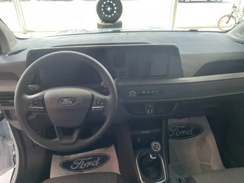 Ford Transit Courier nuova a Cuneo (10)