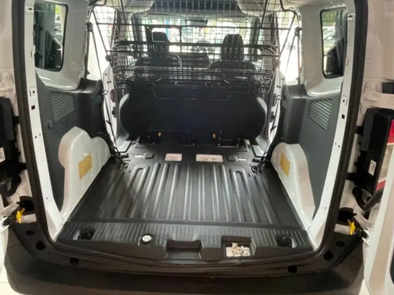 Ford Transit Courier nuova a Cuneo (8)