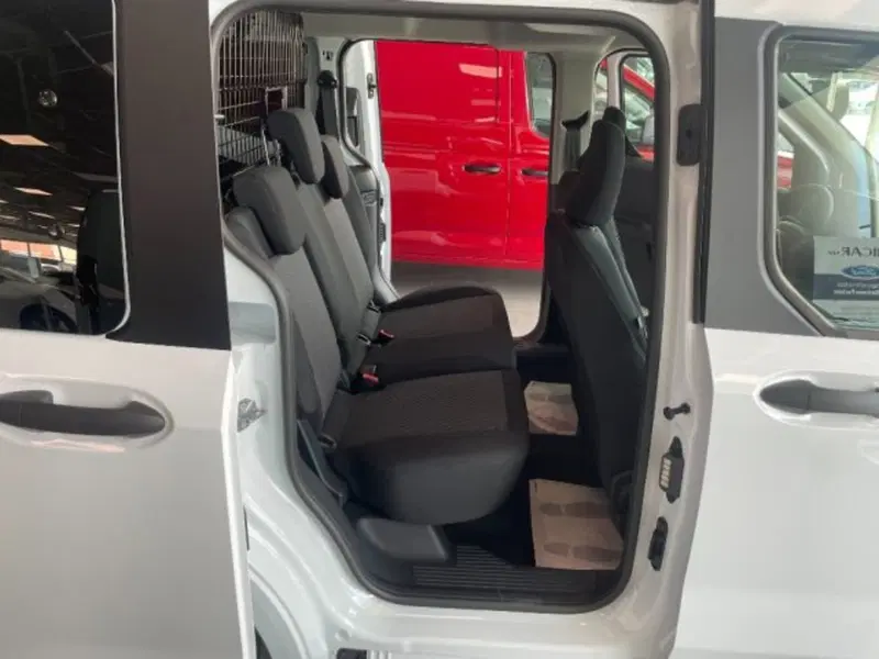 Ford Transit Courier nuova a Cuneo (9)