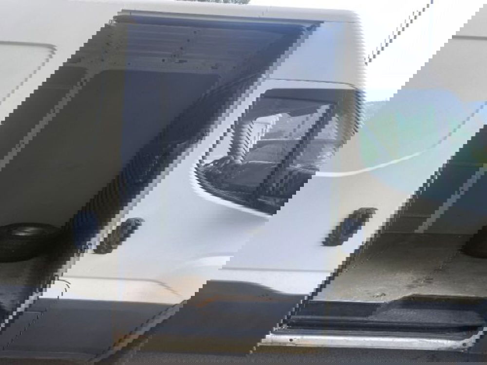 Iveco Daily Furgone usata a Cuneo (8)