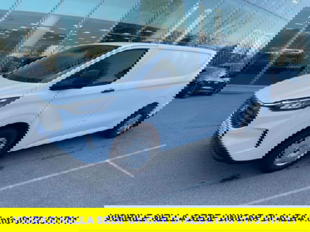 Ford Transit Custom Furgone nuova a Cuneo