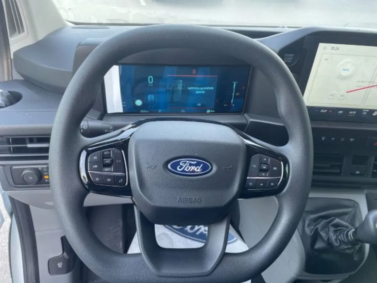 Ford Transit Custom Furgone nuova a Cuneo (10)