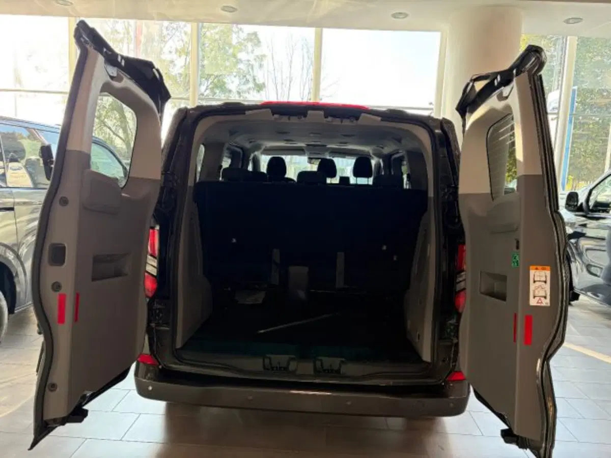 Ford Transit Custom Furgone nuova a Cuneo (7)