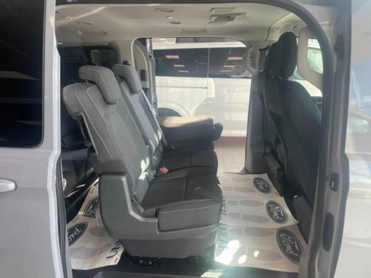 Ford Transit Custom Furgone nuova a Cuneo (7)