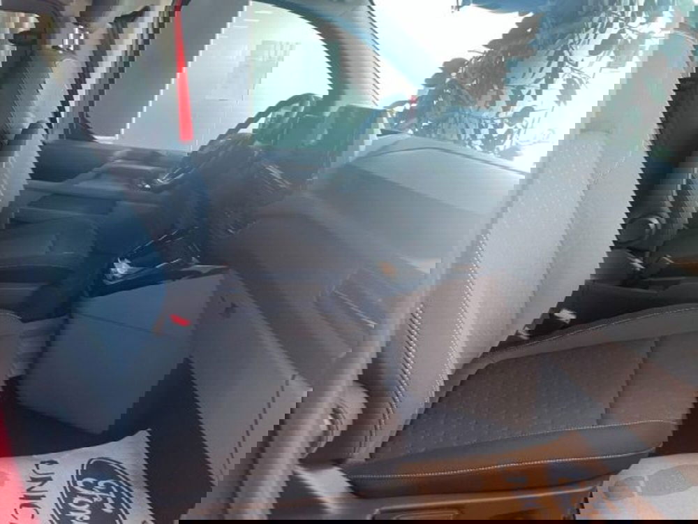 Ford Transit Custom Furgone nuova a Cuneo (9)