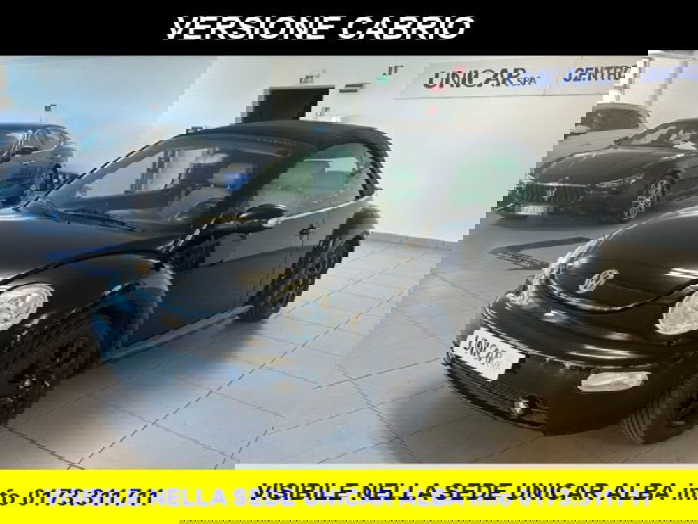 Volkswagen New Beetle Cabrio usata a Cuneo