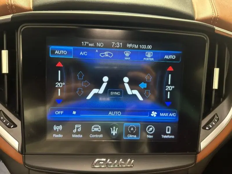 Maserati Ghibli usata a Cuneo (14)