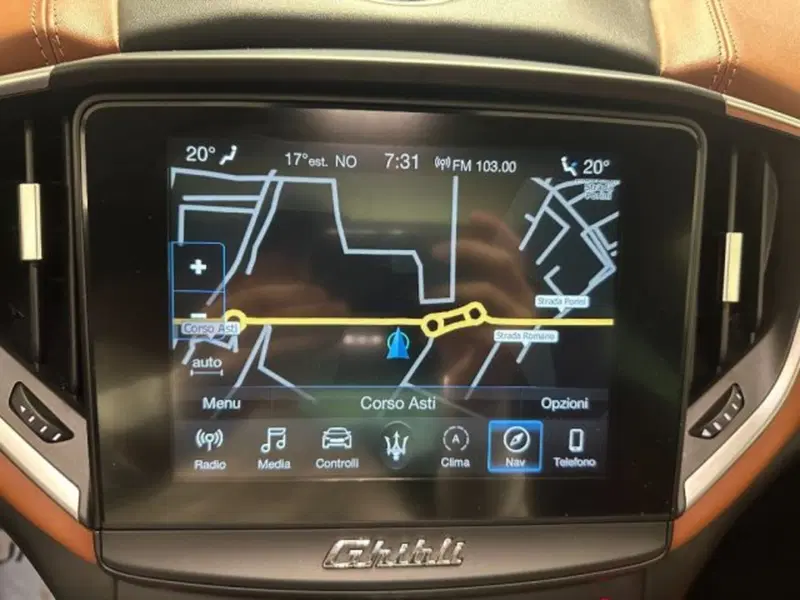 Maserati Ghibli usata a Cuneo (15)