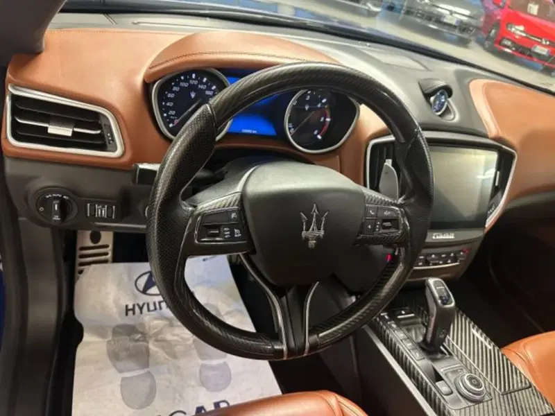 Maserati Ghibli usata a Cuneo (9)