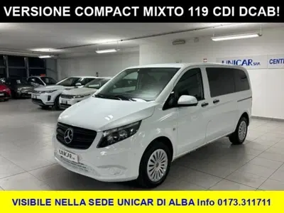 Mercedes-Benz Vito 2.0 119 CDI 4x4 PC Mixto Compact PRO del 2021 usata a Alba