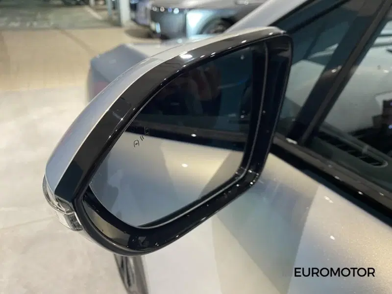 Omoda Omoda 7 SHS-P nuova a Bari (11)