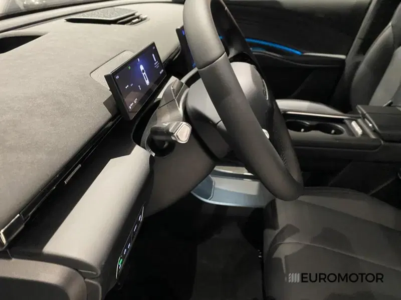 Omoda Omoda 7 SHS-P nuova a Bari (14)