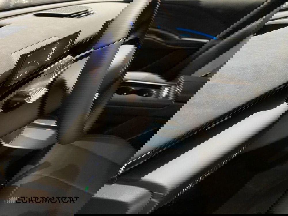 Omoda Omoda 7 SHS-P nuova a Bari (14)