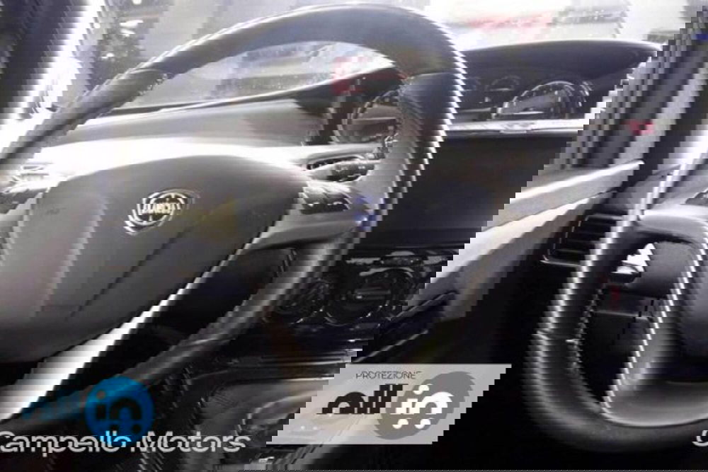 Lancia Ypsilon usata a Venezia (8)