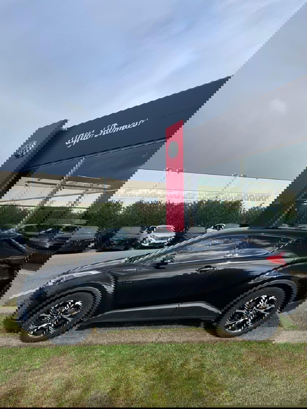 Toyota Toyota C-HR usata a Sassari (3)