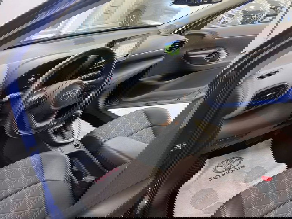 Toyota Yaris Cross usata a Prato (7)