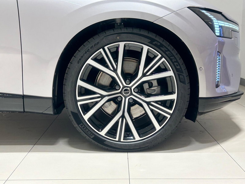 Volvo ES90 nuova a Napoli (9)