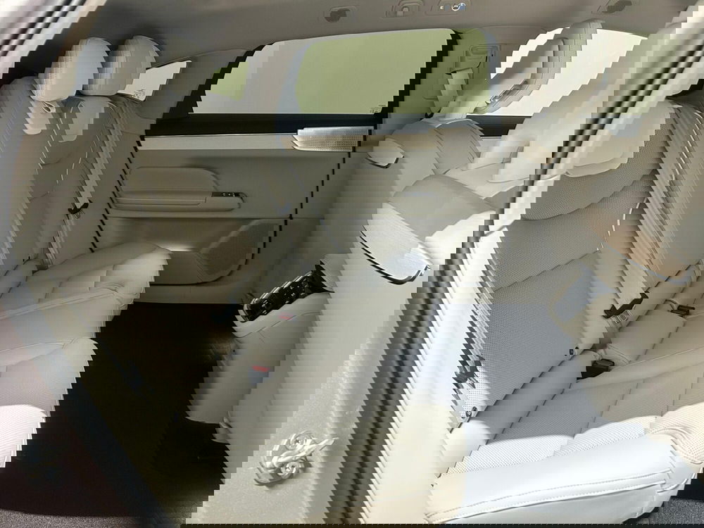 Volvo ES90 nuova a Napoli (6)