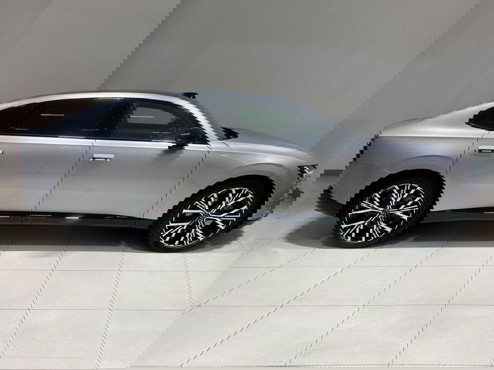 Volvo ES90 nuova a Napoli (7)